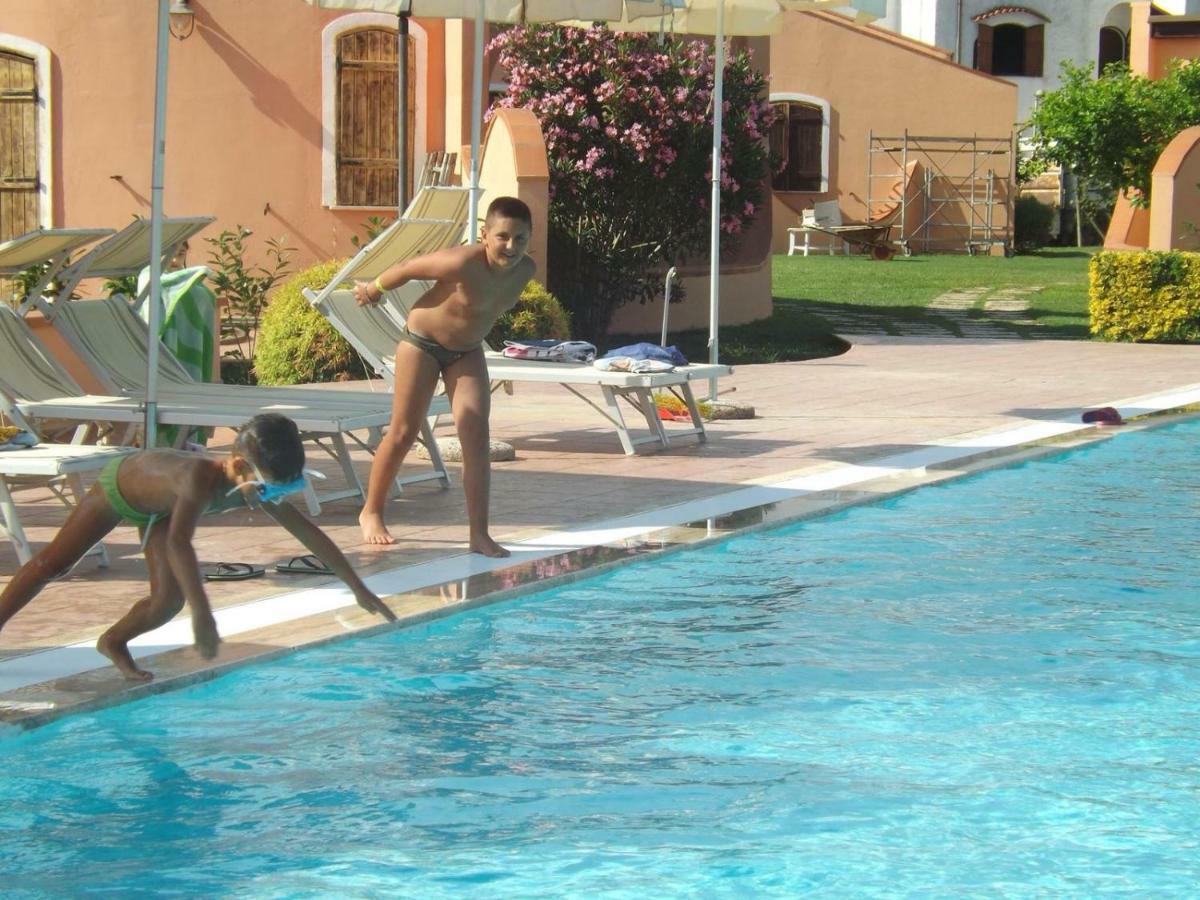 Hotel Ristorante Al Canto Delle Sirene Terracina Bagian luar foto